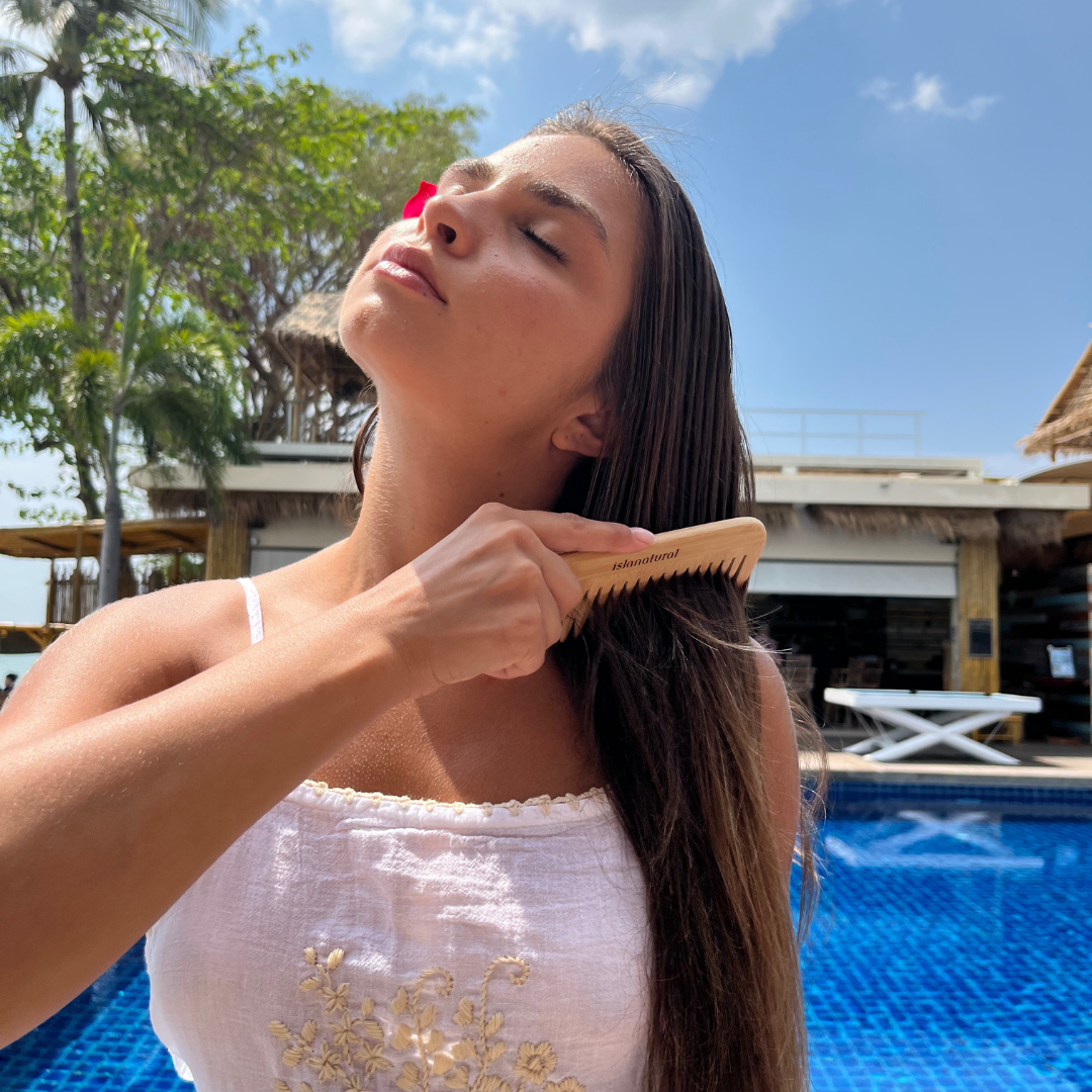 Bamboo Detangling Comb